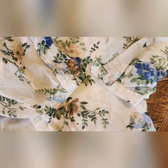 Ann Taylor Floral Button Up Blouse Garden Floral Size Small P - Picture 7 of 11